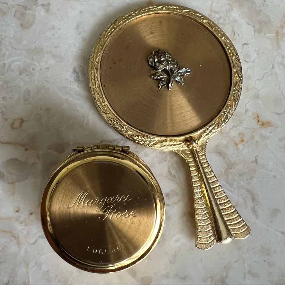 MARGARET ROSE ENGLAND Vintage Flower Box and Compact Hand Mirror Vanity Dresser - Picture 4 of 10